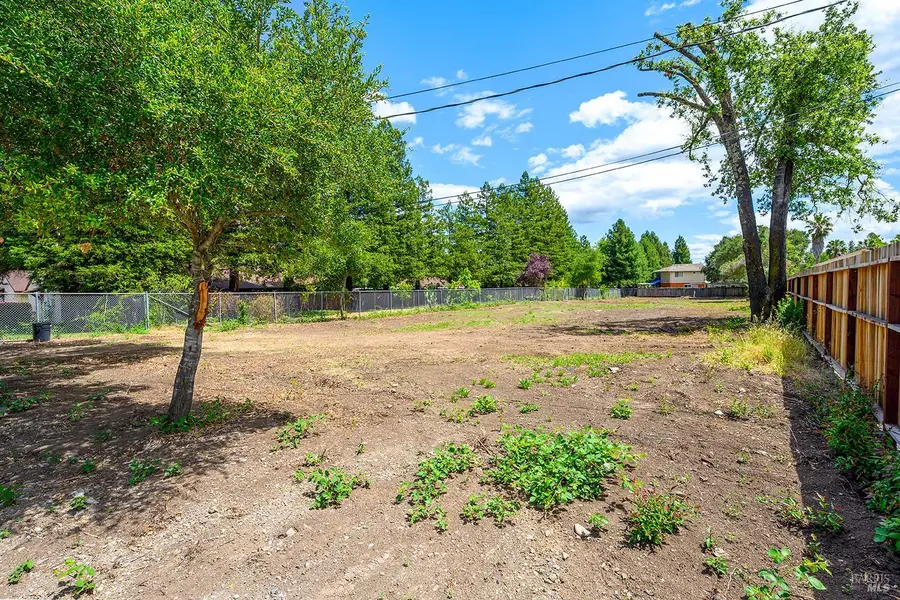 107 South Street, Cloverdale, CA 95425 - #3