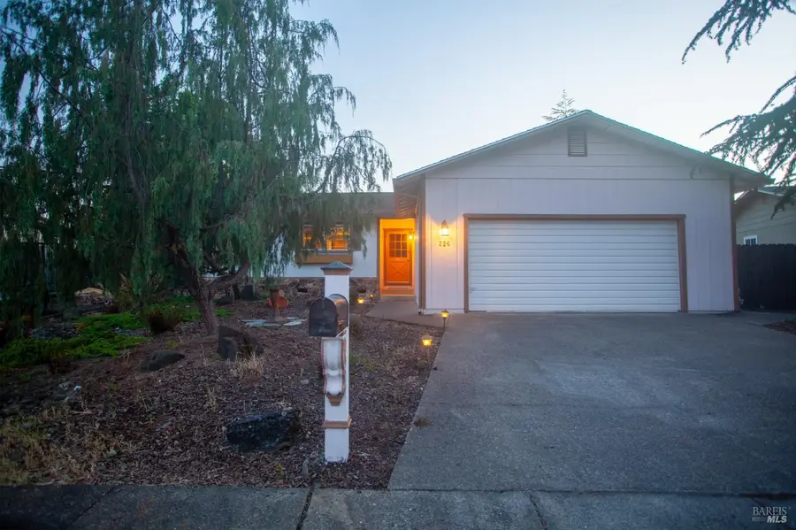 226 Bonnie Lane, Willits, CA 95490 - #2