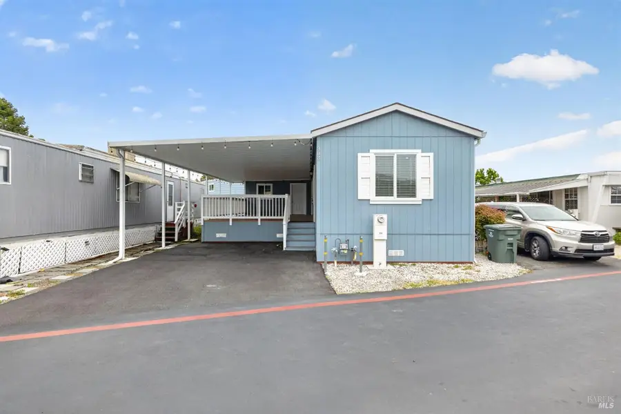 717 N Mcdowell Boulevard #303, Petaluma, CA 94954 - #2