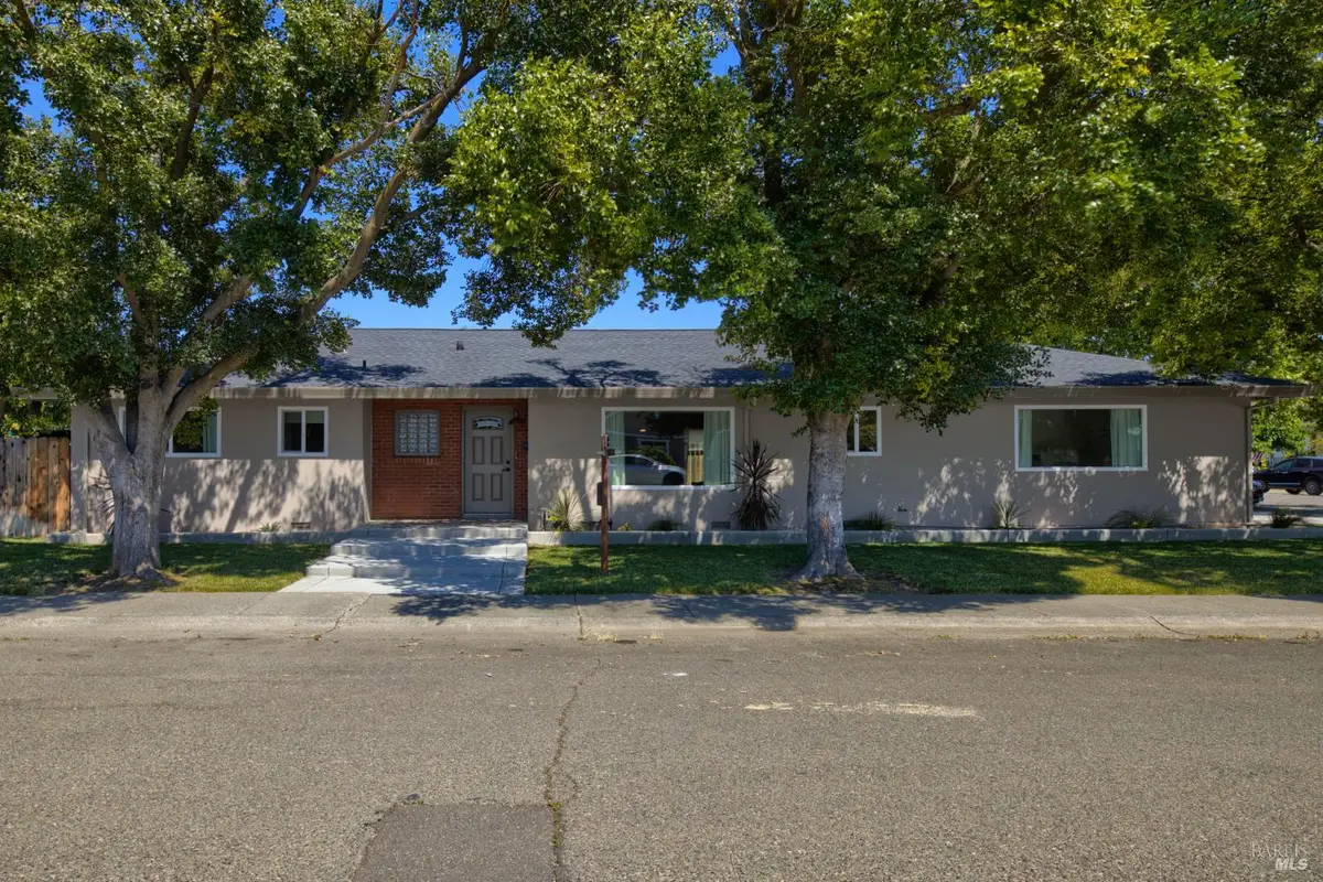 350 N 7th Street, Dixon, CA 95620 - #1
