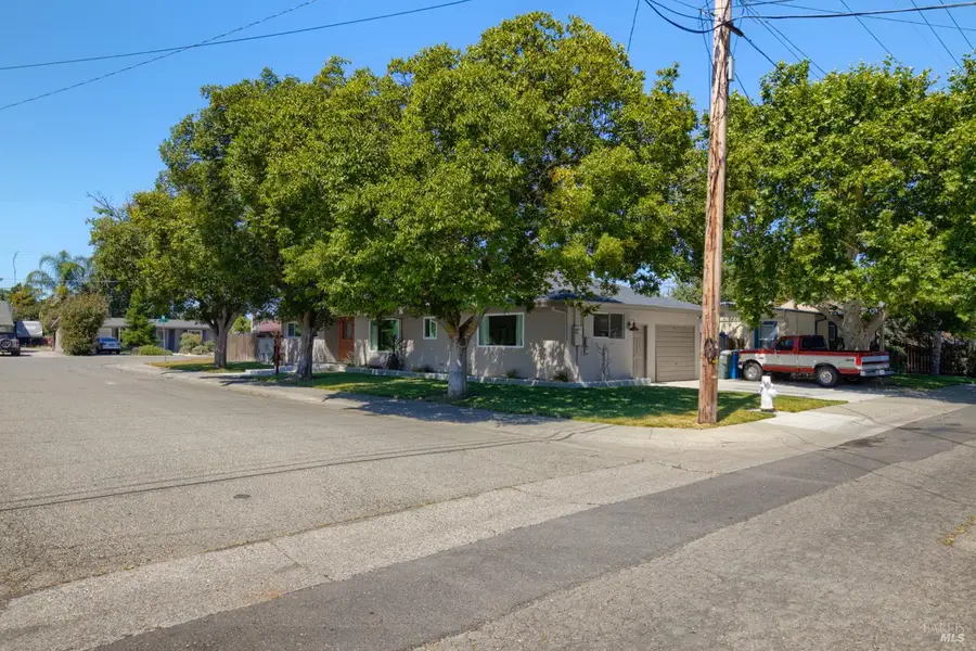 350 N 7th Street, Dixon, CA 95620 - #2