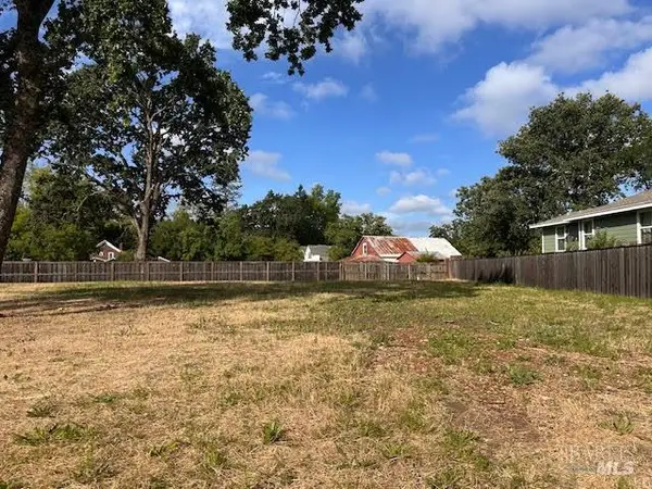 1706 Emerald Drive, Calistoga, CA 94515