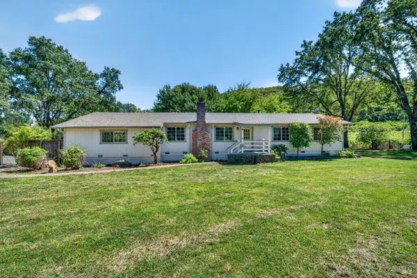 810 Mcnab Ranch Road, Ukiah, CA 95482