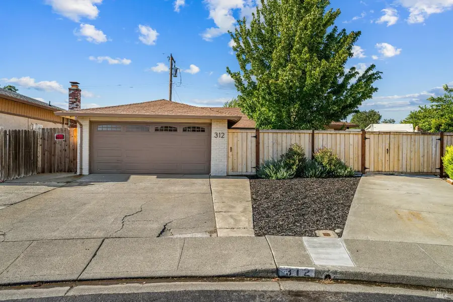 312 Folsom Drive, Vacaville, CA 95687 - #2