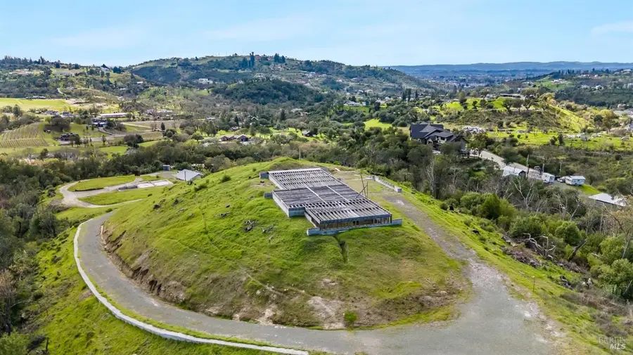 5233 Winter Creek Road, Santa Rosa, CA 95404 - #2