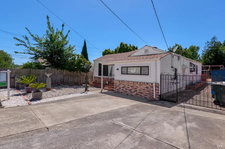 109 Starr Avenue, Vallejo, CA 94590 - #2