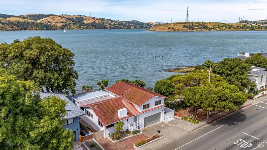1298 W K Street, Benicia, CA 94510 - #3