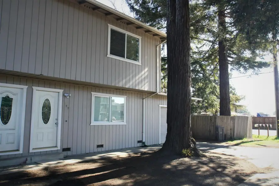 347 E Robles Avenue, Santa Rosa, CA 95407 - #2