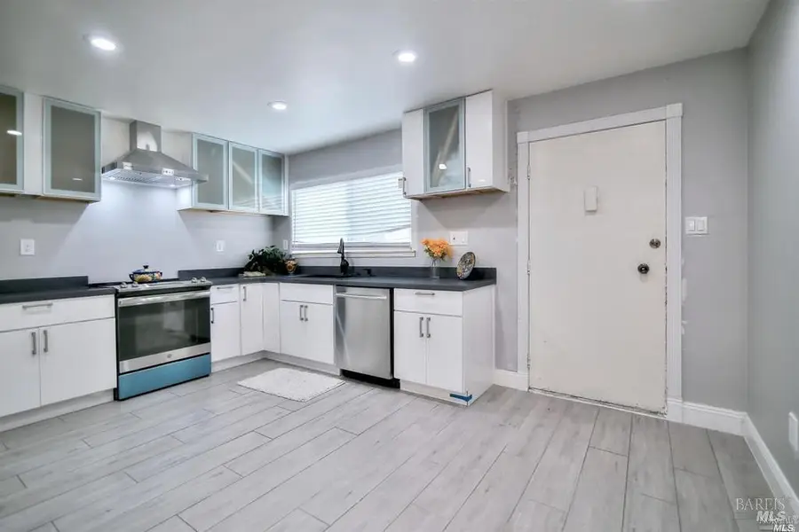 22 Fairfax Street #B, San Rafael, CA 94901 - #2