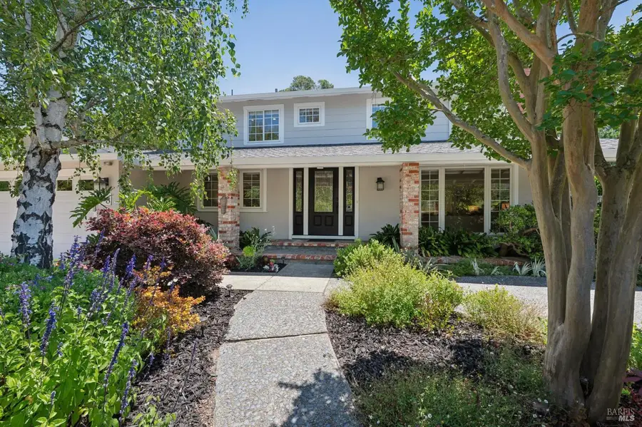 28 Castlewood Drive, San Rafael, CA 94901 - #3
