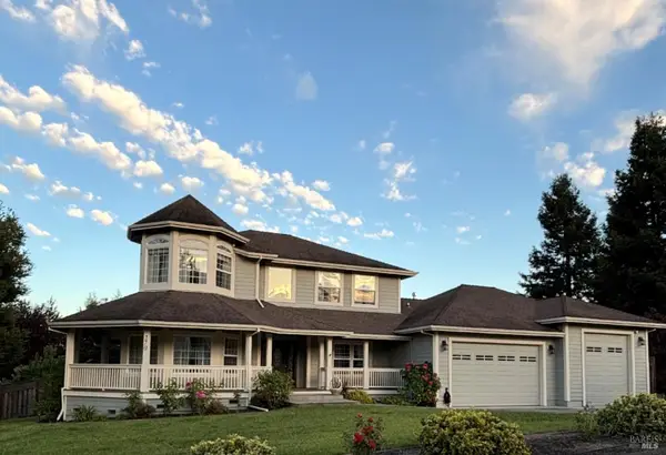 270 Olga Maria Court, Penngrove, CA 94951
