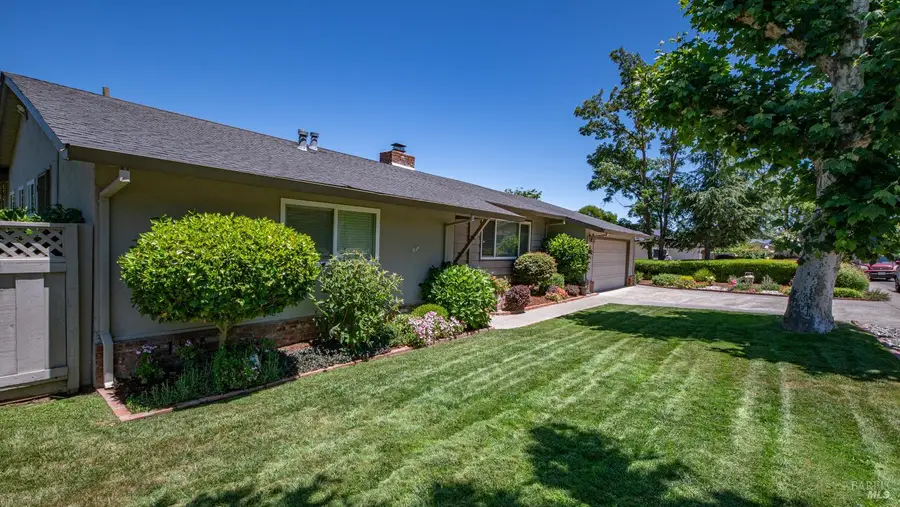 10 Corte Roble, Novato, CA 94949 - #2