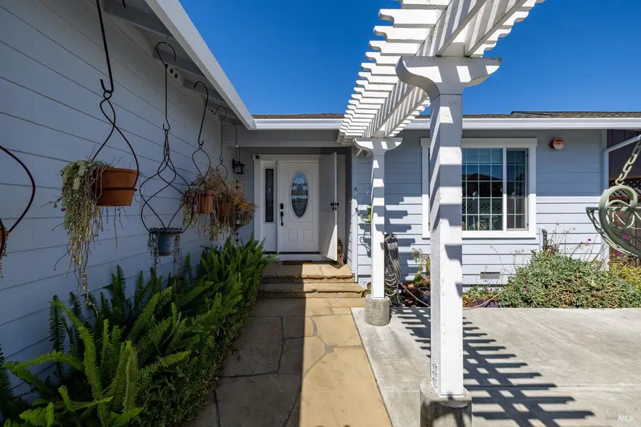 3723 Crestview Drive, Santa Rosa, CA 95403 - #3