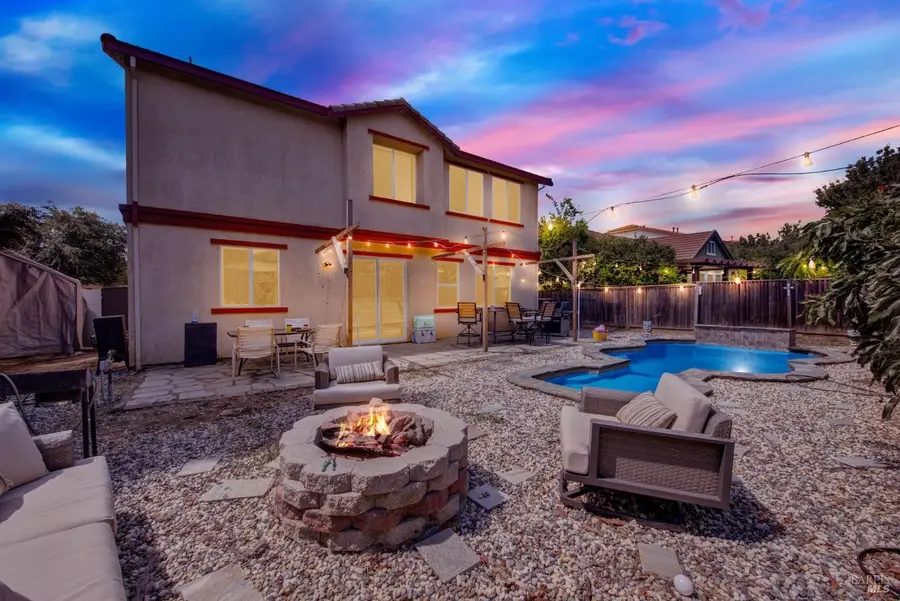 518 Canterbury Circle, Vacaville, CA 95687 - #2
