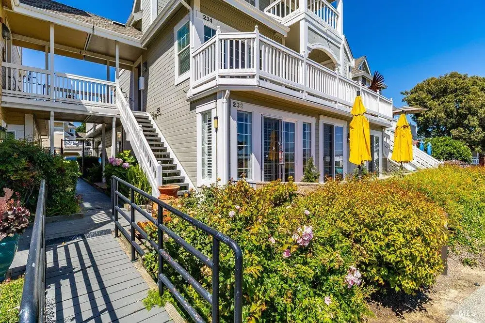 232 E 2nd Street, Benicia, CA 94510 - #1