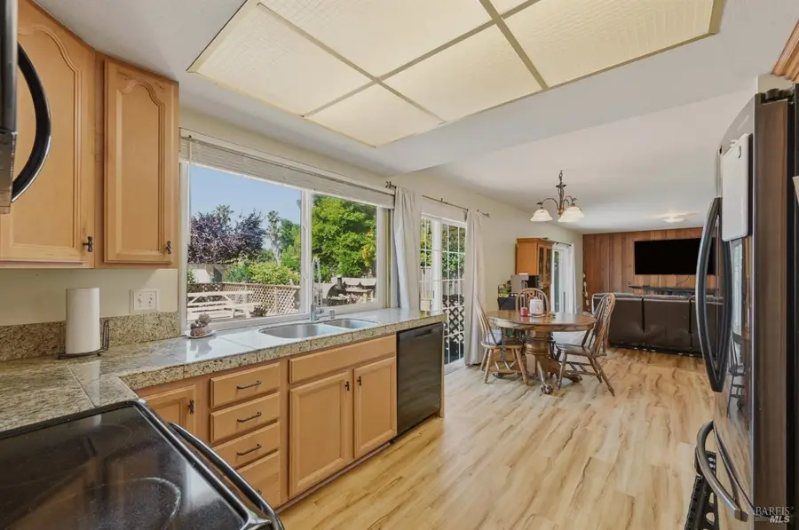 916 Saint Francis Drive, Petaluma, CA 94954 - #3