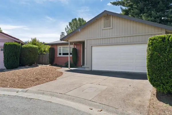 1296 Orchard Street, Healdsburg, CA 95448