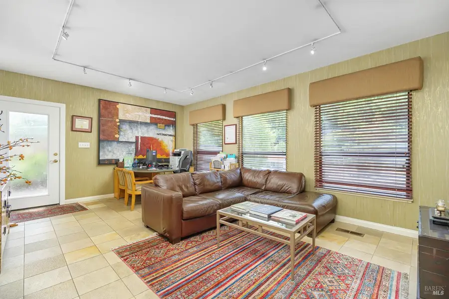 2022 4th Street, San Rafael, CA 94901 - #3