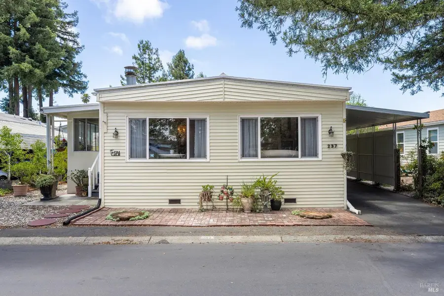237 Petaluma Way, Petaluma, CA 94954 - #2