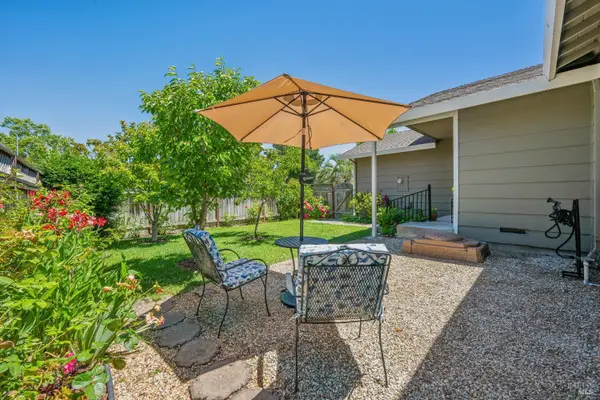 2321 Mandarin Lane, Santa Rosa, CA 95401