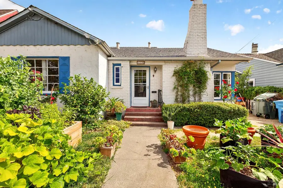620 Dexter Street, Santa Rosa, CA 95404 - #2