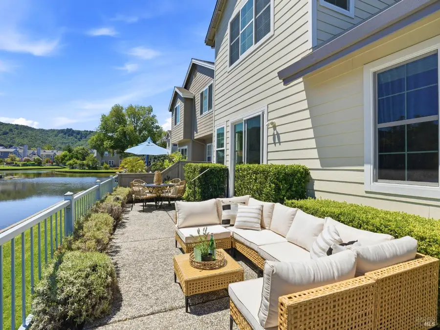 3 Lagoon Court, San Rafael, CA 94903 - #3