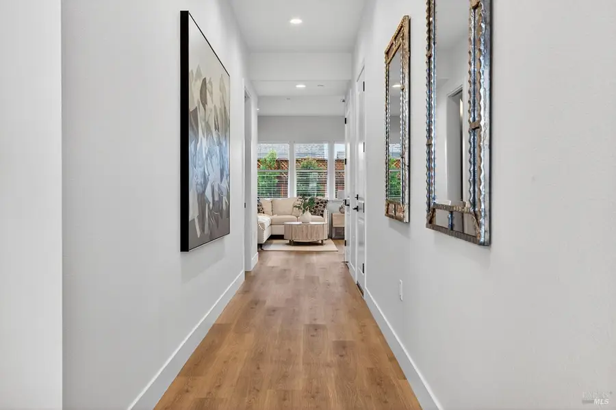 333 Cornell Street, Windsor, CA 9549 - #2