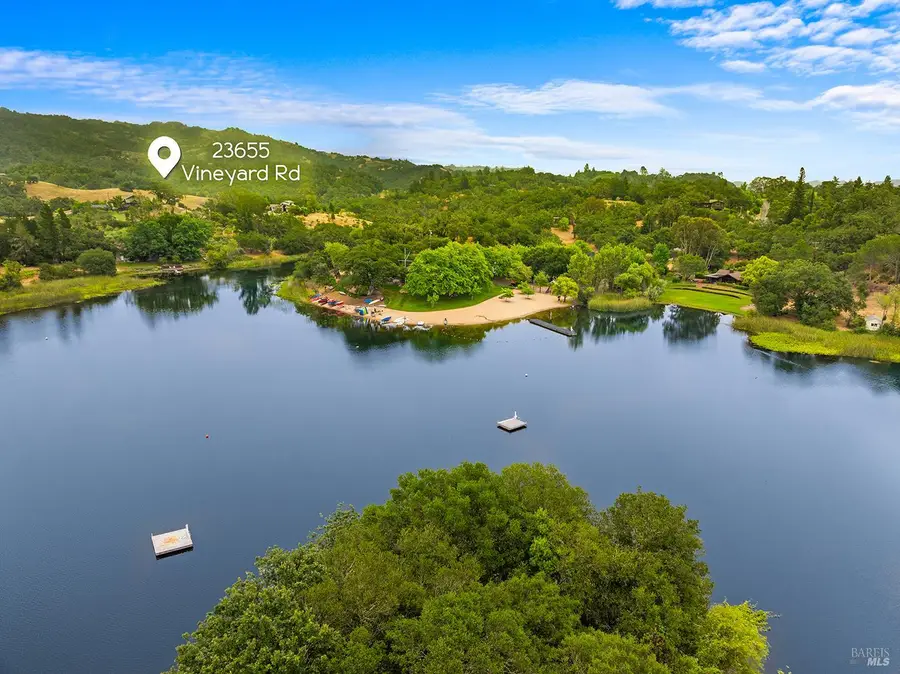23655 Vineyard Road, Geyserville, CA 95441 - #2