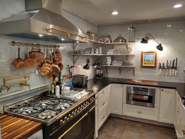 866 Princeton Drive, Sonoma, CA 95476