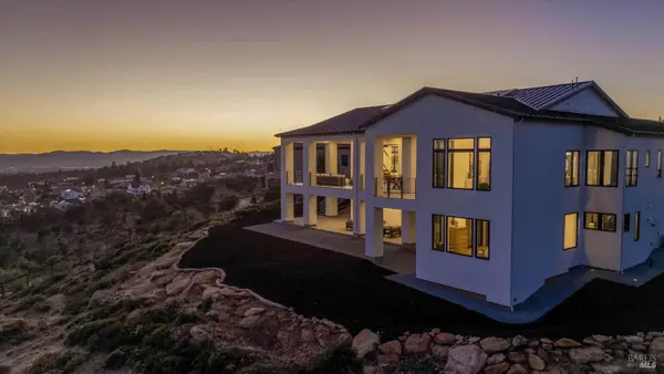 3773 Boulder Point, Santa Rosa, CA 95404