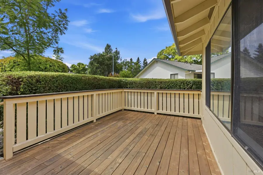 318 Twin Lakes Drive, Santa Rosa, CA 95409 - #3