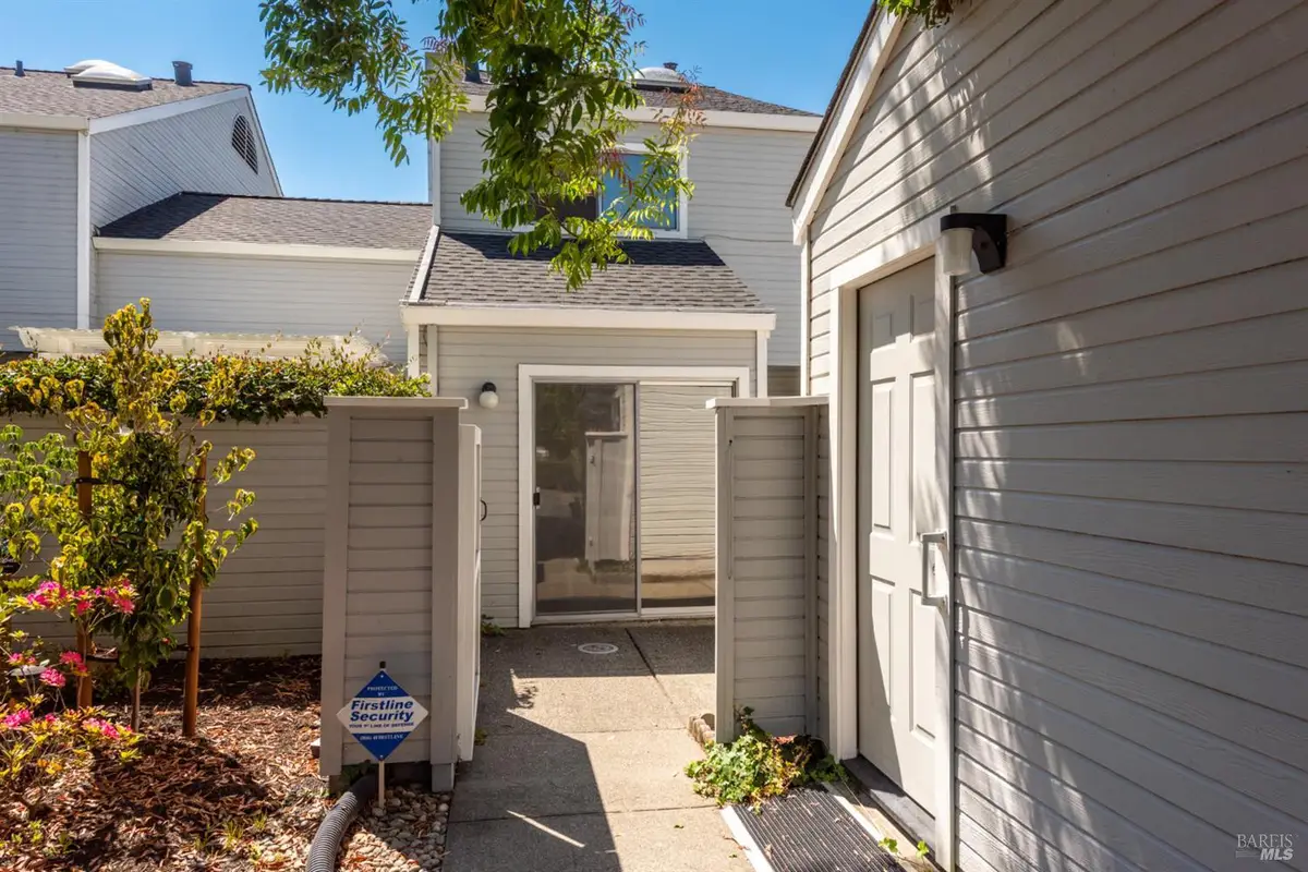 2324 Lakeview Drive, Santa Rosa, CA 95405 - #1