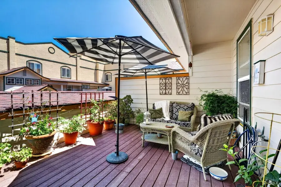 1049 Mcclelland Drive, Windsor, CA 95492 - #2