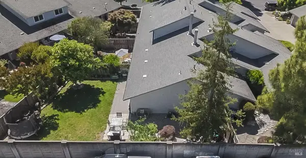 7078 Avenida Cala, Rohnert Park, CA 94928