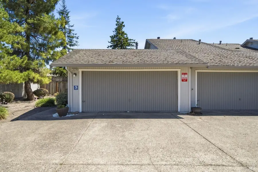 7078 Avenida Cala, Rohnert Park, CA 94928 - #2