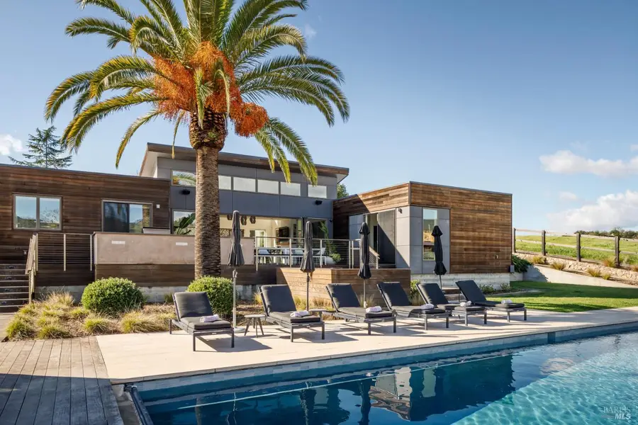 1090 1st Avenue #A, Napa, CA 94558 - #3