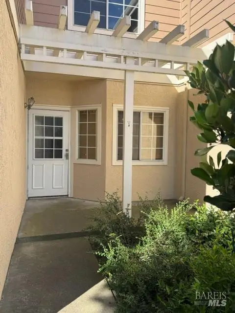 64 Manchester Drive, Fairfield, CA 94533 - #3