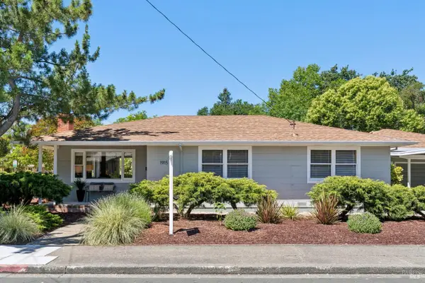 1915 Albany Drive, Santa Rosa, CA 95401