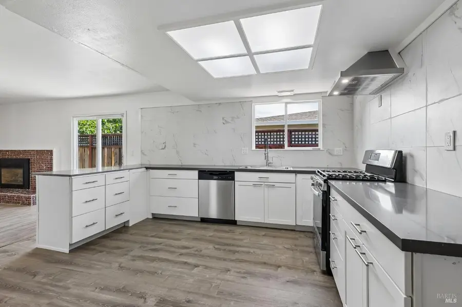 1662 Center Road, Novato, CA 94947 - #3