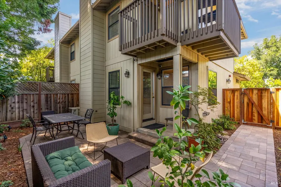 3204 Villa Lane, Napa, CA 94558 - #3