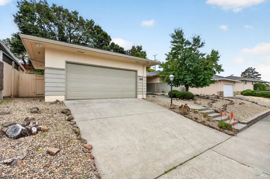 411 Valle Vista Avenue, Vallejo, CA 94590 - #2