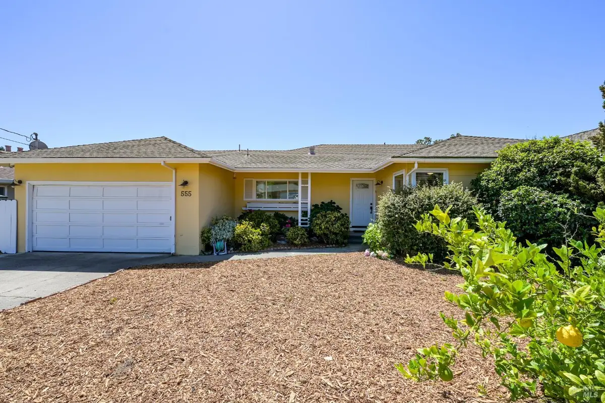 555 Arthur Street, Novato, CA 94947 - #1