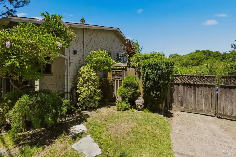7607 Washington Avenue, Sebastopol, CA 95472 - #3