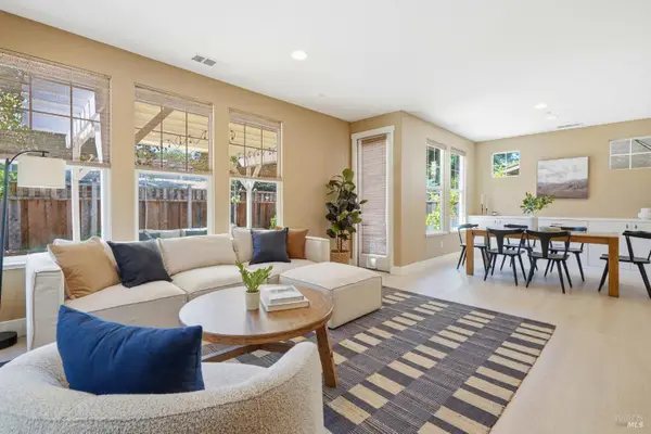 24 Bonsai Court, San Rafael, CA 94903