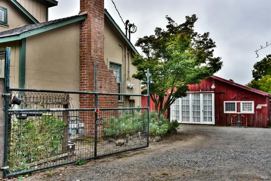 704 Bloomfield Road, Sebastopol, CA 95472 - #2
