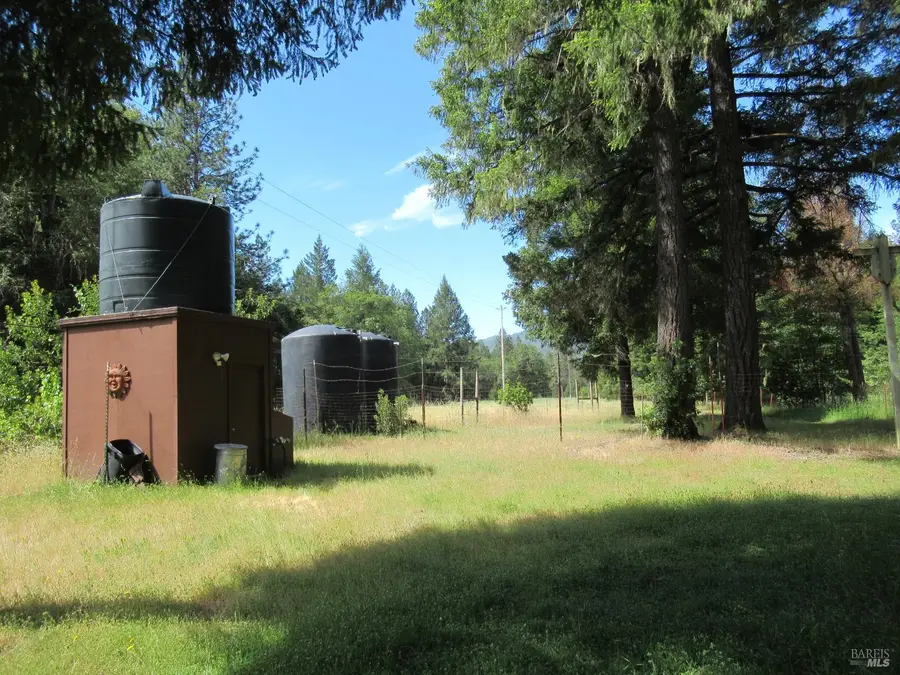 48700 Hwy 101 Highway, Laytonville, CA 95454 - #3