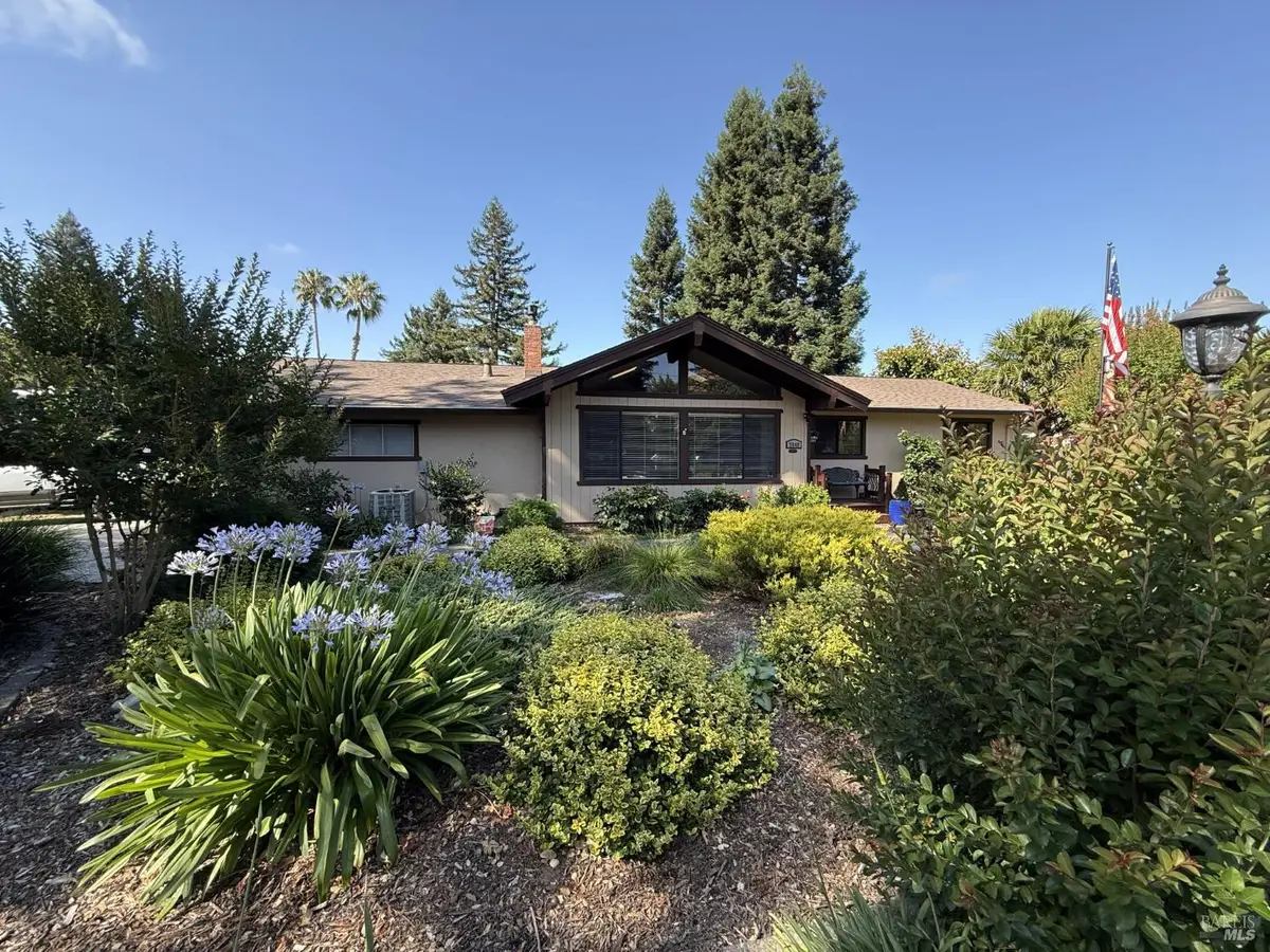 2049 W F Street, Napa, CA 94558 - #1