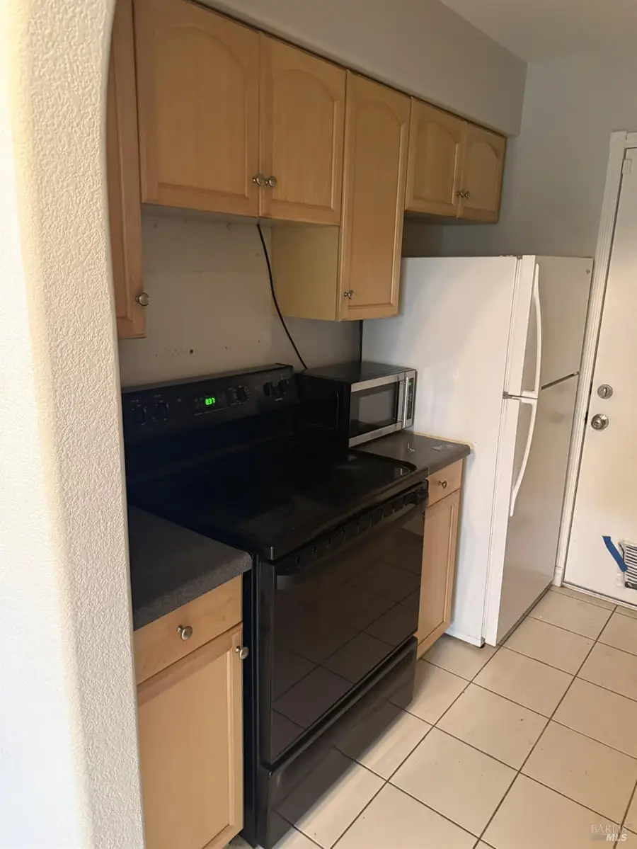 1040 Mohr Lane #C, Concord, CA 94518 - #3