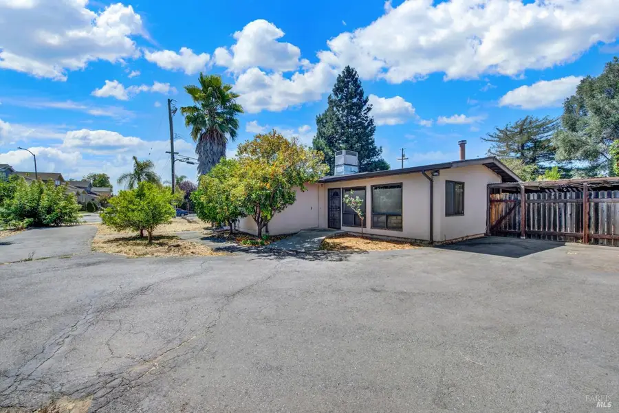 1290 Sweetbriar Drive, Napa, CA 94558 - #3
