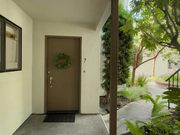 225 2nd Street E #7, Sonoma, CA 95476